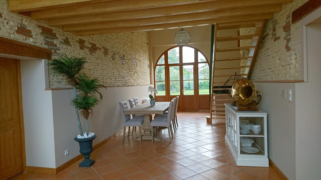 Le Clos Du Cedre Launac Kültér fotó